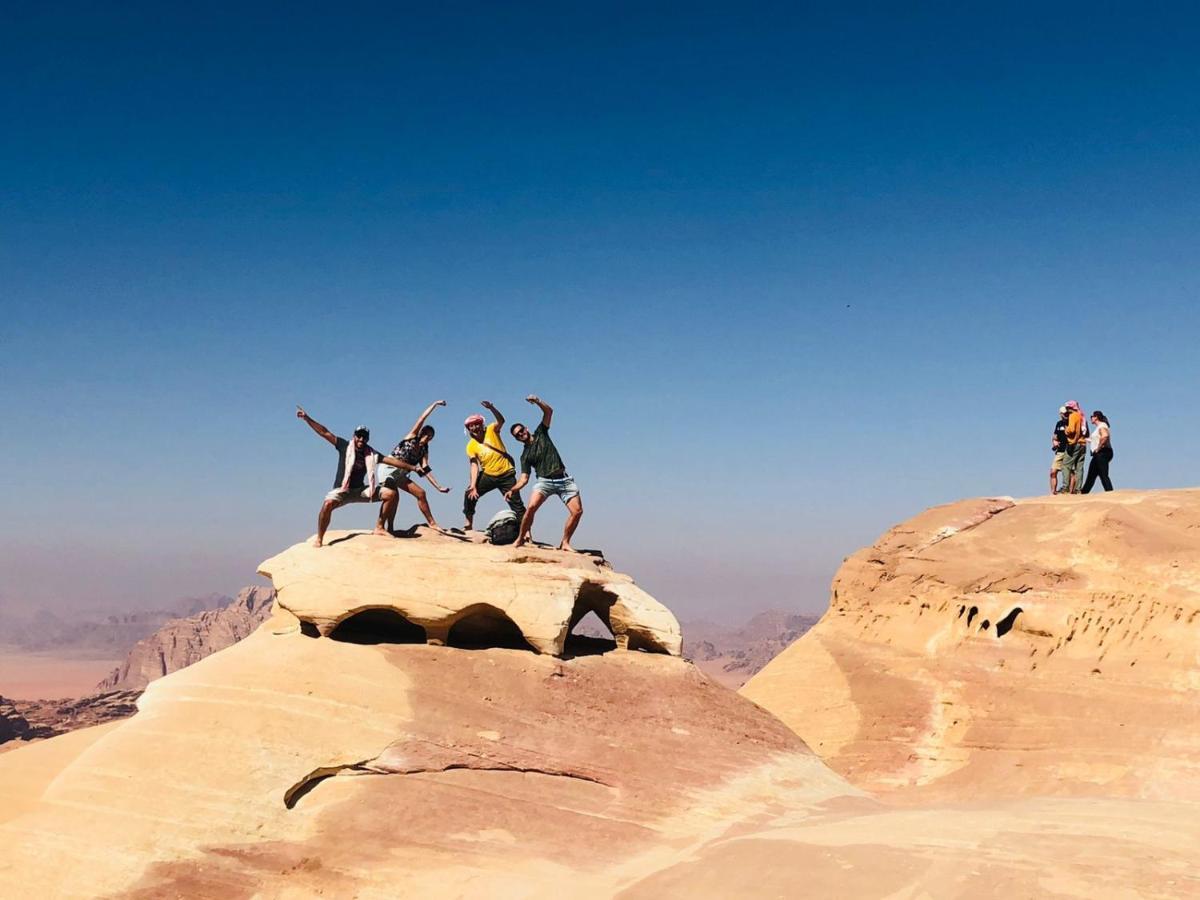 Wadi Rum Bedouin Experience Hotel Exterior photo