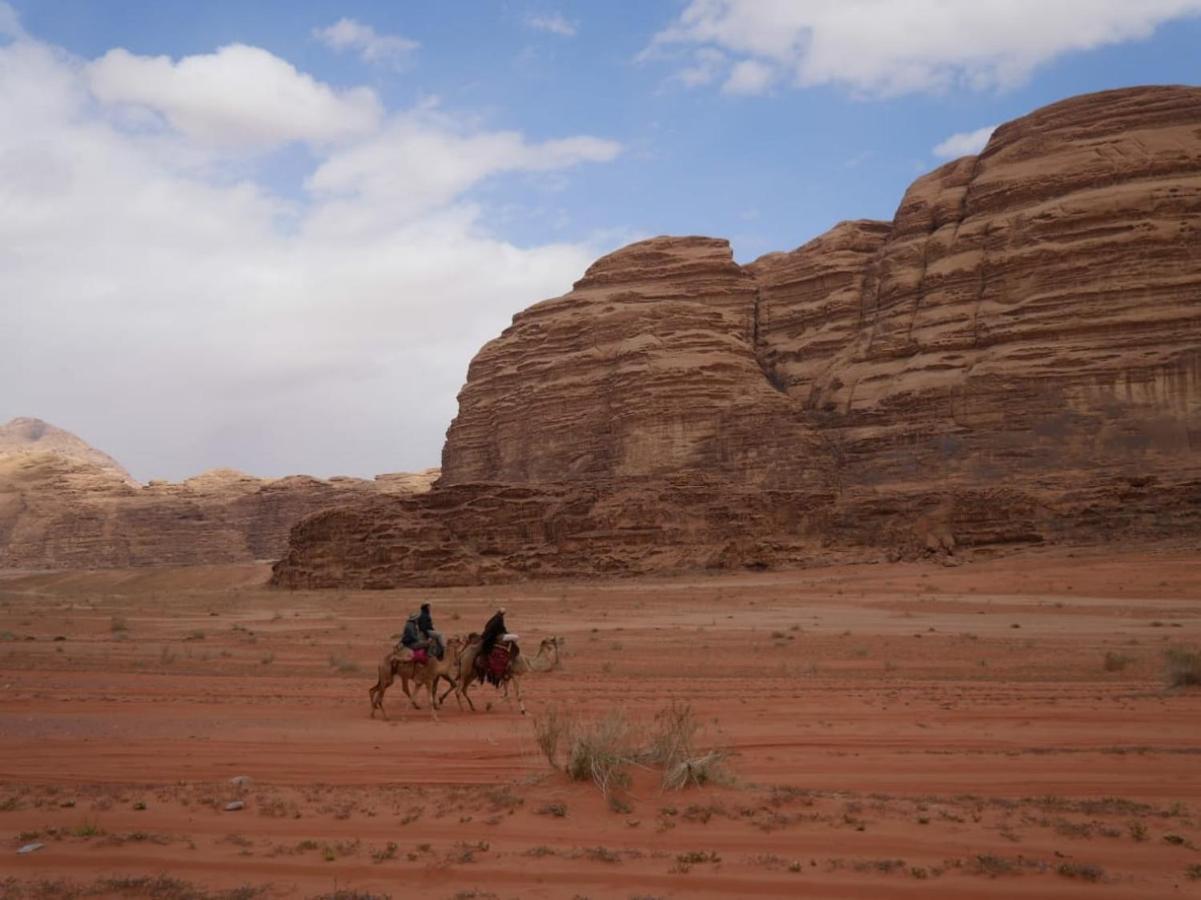 Wadi Rum Bedouin Experience Hotel Exterior photo