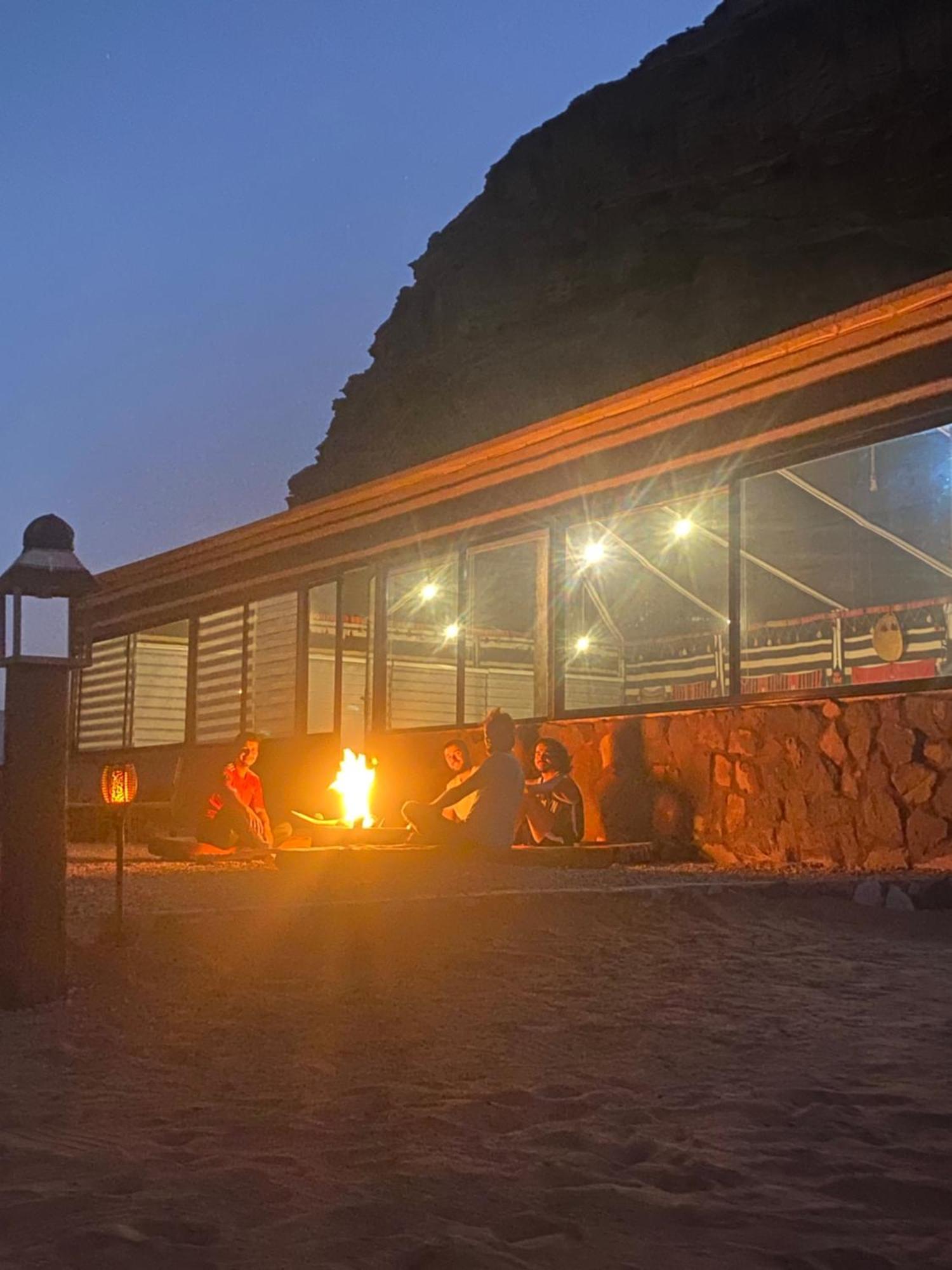 Wadi Rum Bedouin Experience Hotel Exterior photo